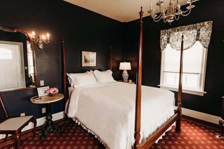 The Rochester Inn 시보이건폴스 외부 사진